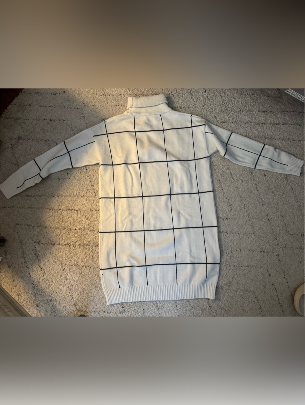 Turtleneck Sweater in White & Black